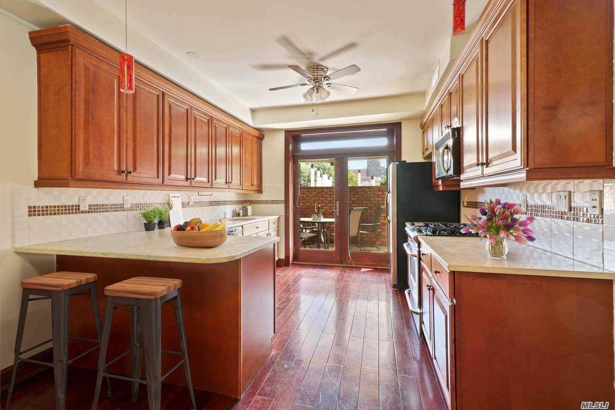 12-14 31st Ave - Photo 1
