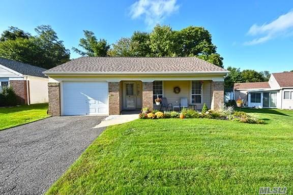 30 Lamont Rd - Photo 1