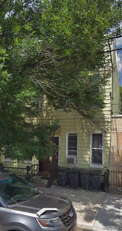 1823 Menahan St - Photo 1