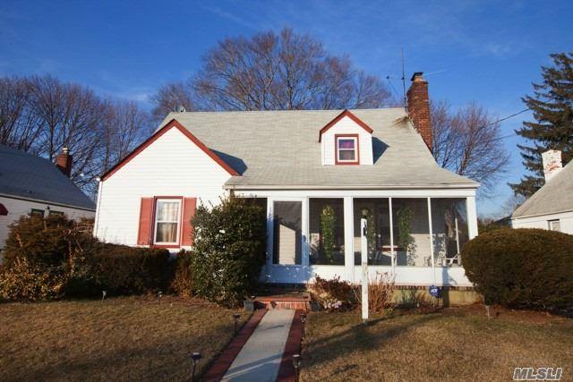 71 Emery St - Photo 1