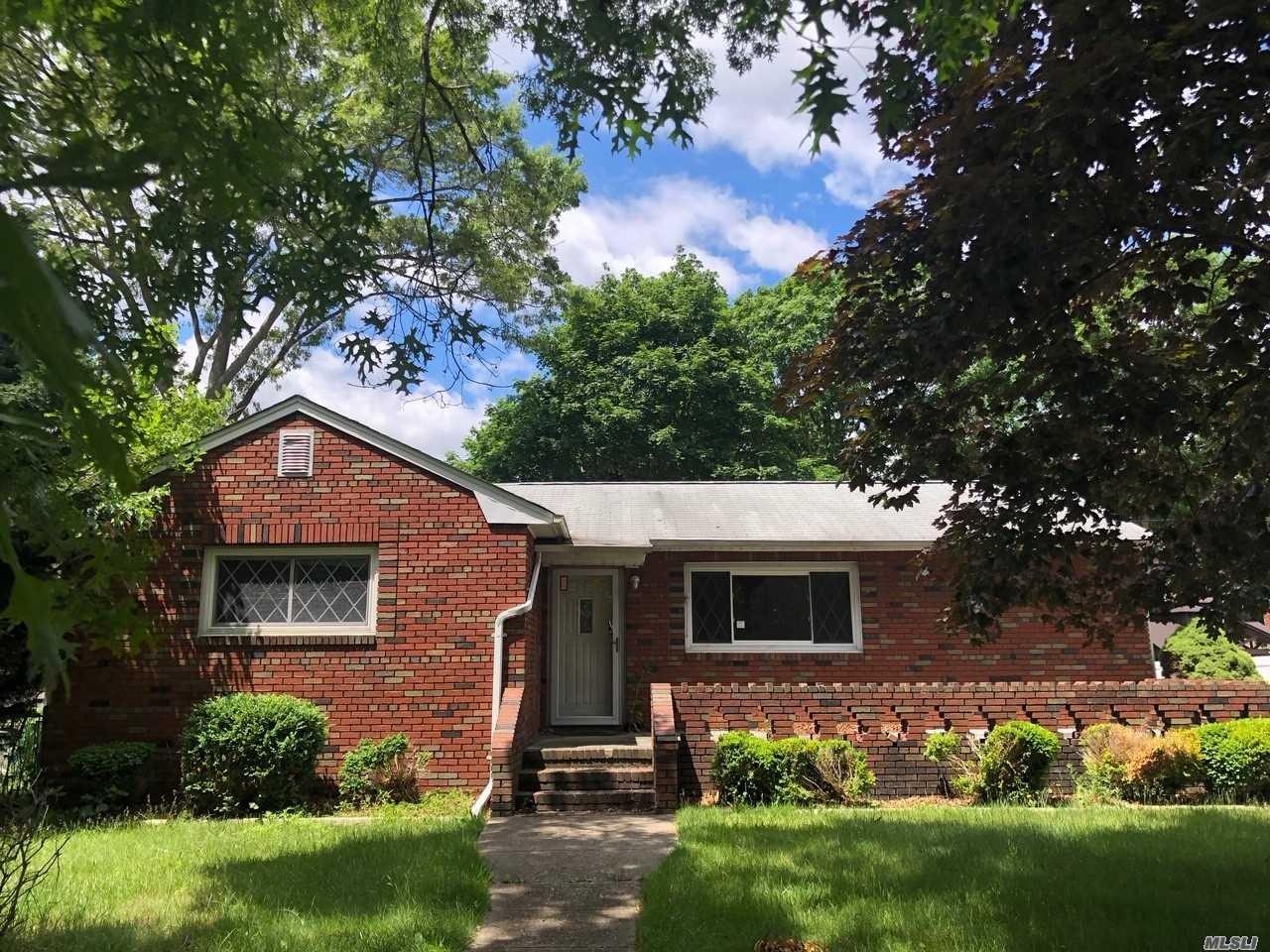 38 Williams Ave - Photo 1