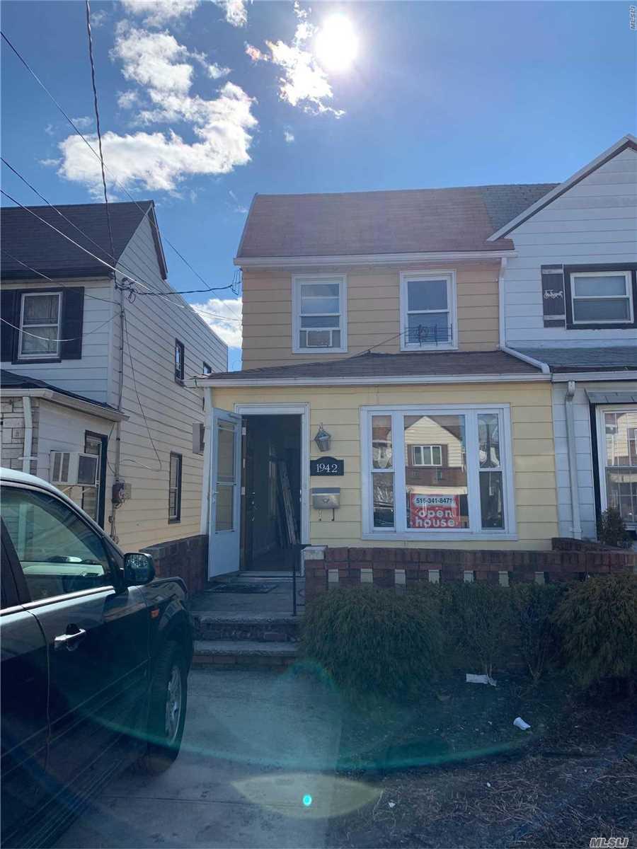 1942 34th St - Photo 1