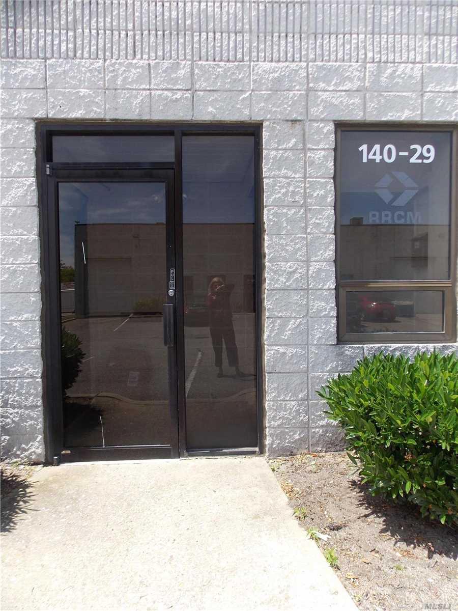 140 Keyland Ct - Photo 1