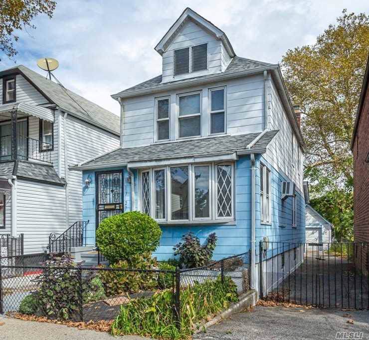 117-27 169 St - Photo 1