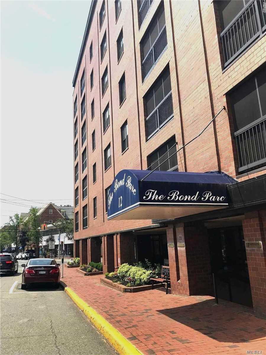 12 Bond St - Photo 1