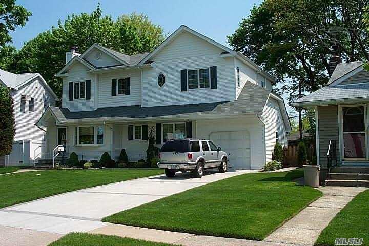 85 End Ave - Photo 1
