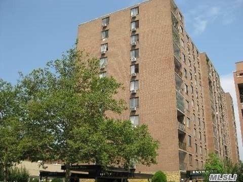 144-77 Roosevelt Ave - Photo 1