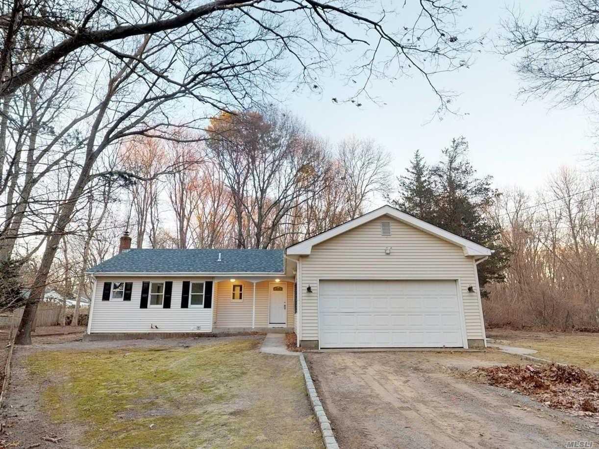 9 Community Rd - Photo 1