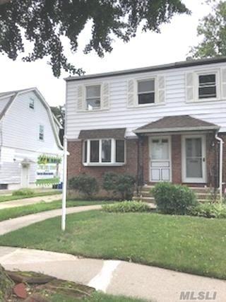 40-04 202 St - Photo 1