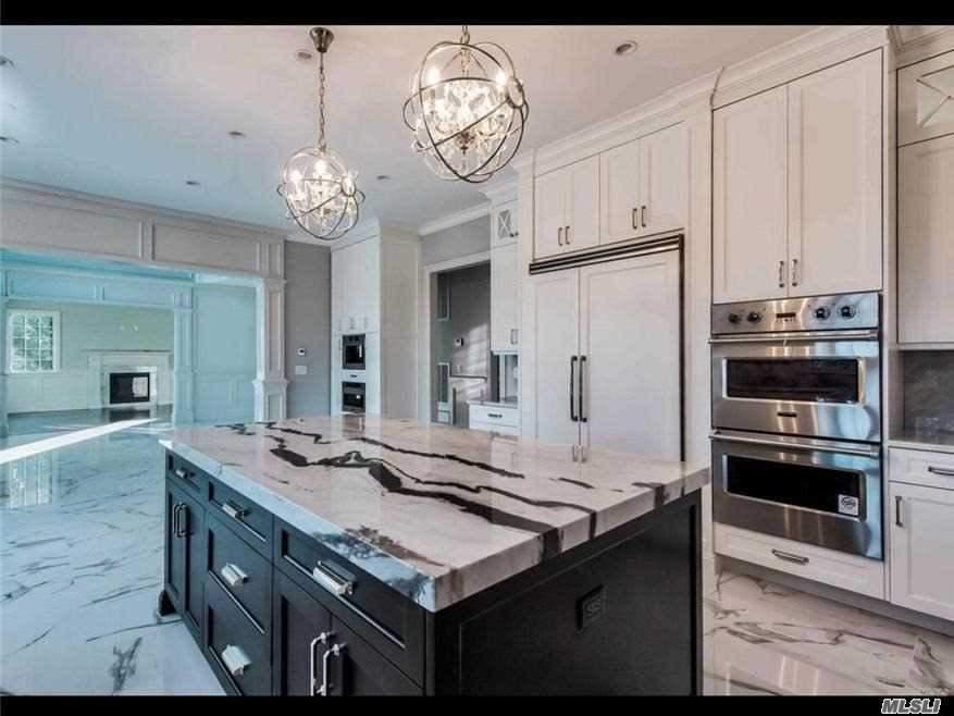 122 Ampel Ave - Photo 1