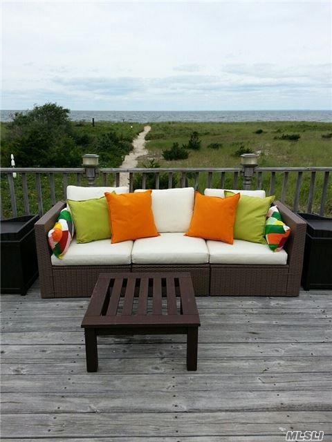 380 Sound Ave - Photo 1