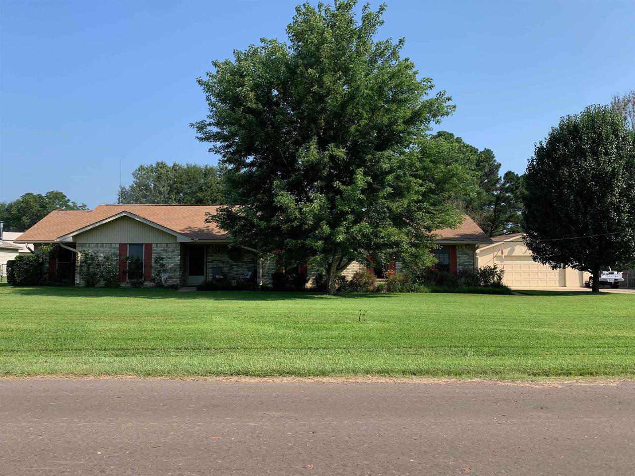 520 Southfield Ln - Photo 1