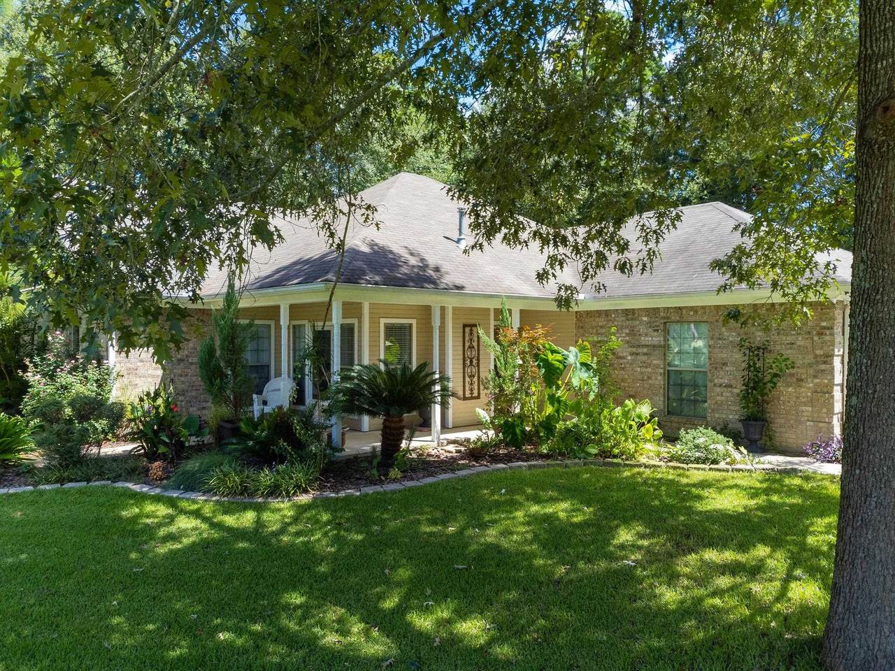 311 Brookside Dr - Photo 1