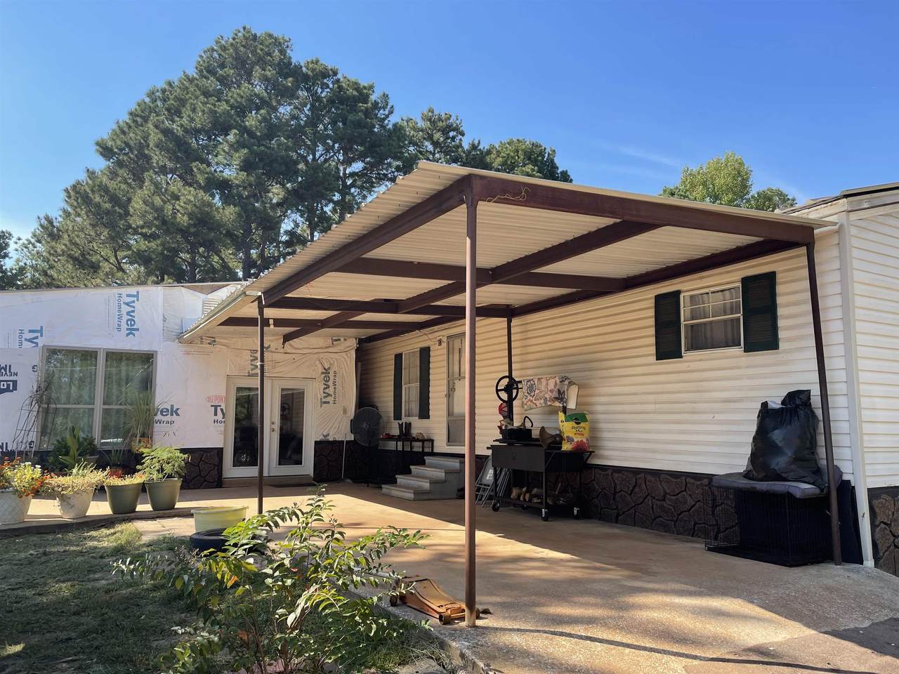 938 West Point - Photo 1