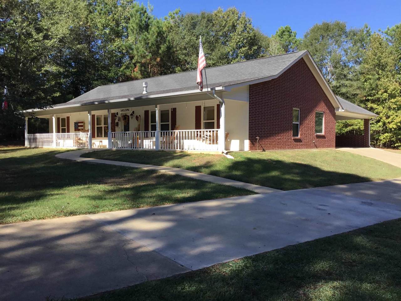 121 County Road 4131 - Photo 1