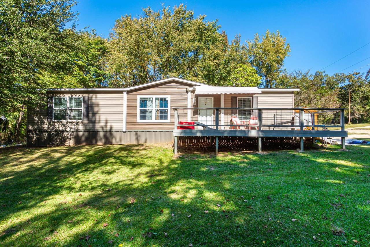 401 Pearson Street - Photo 1