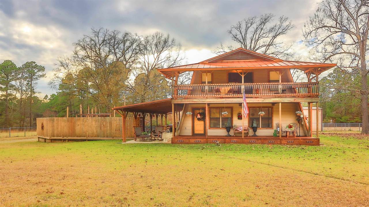 996 Eddington Road - Photo 1