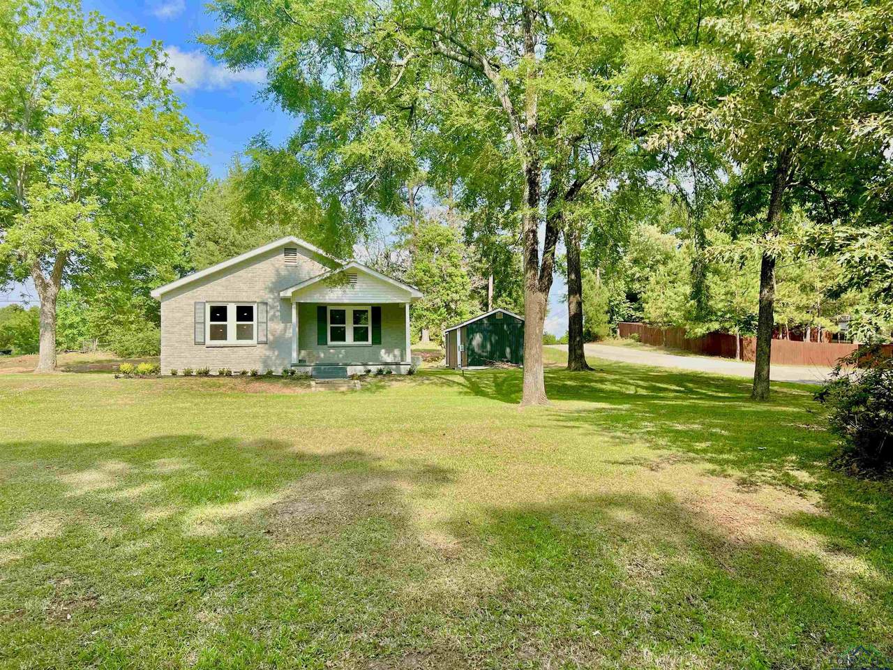103 Hubbard Dr - Photo 1