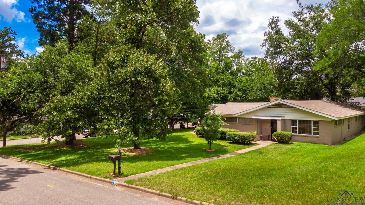 408 Christine St - Photo 1
