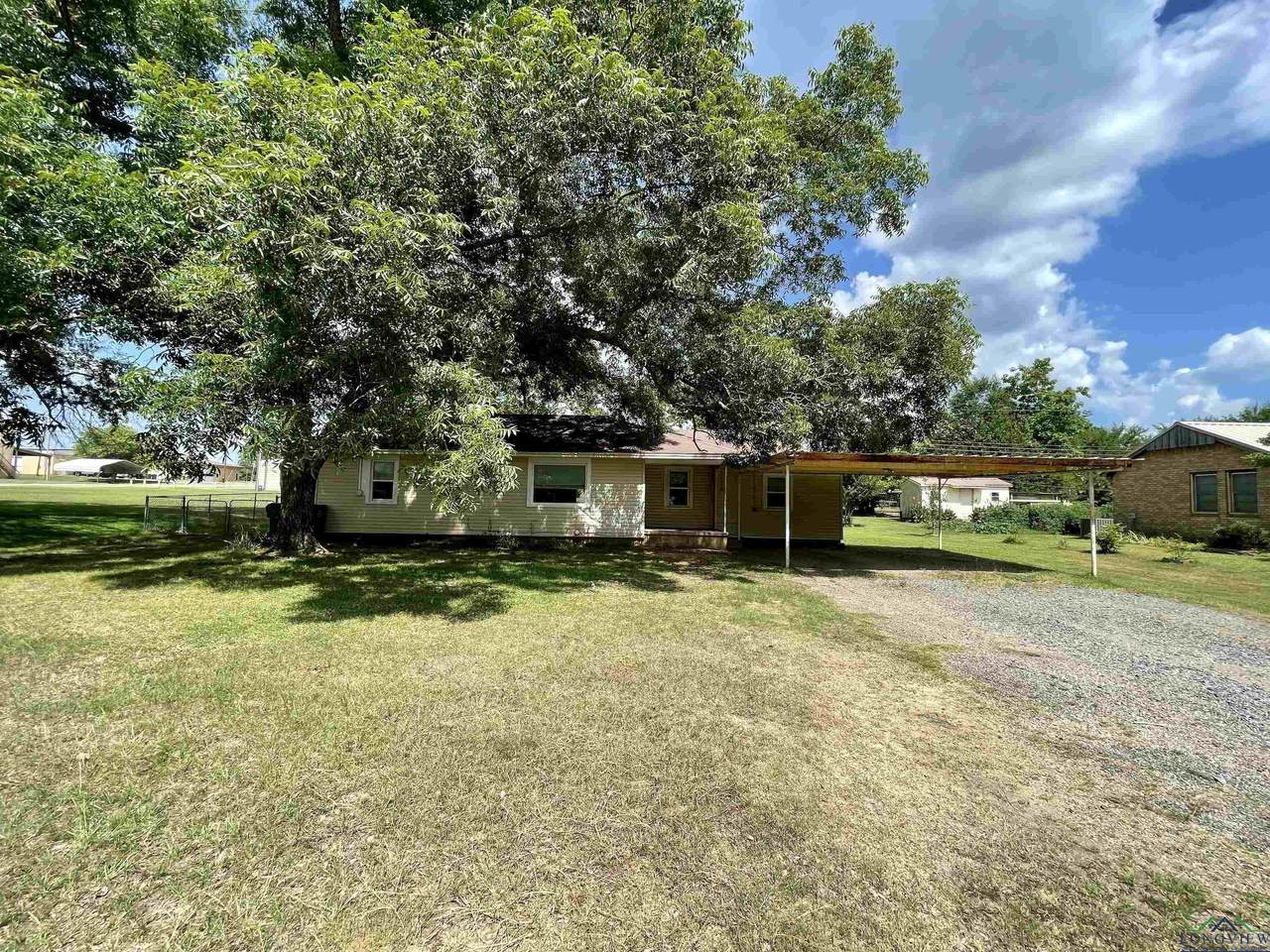 10935 Main - Photo 1