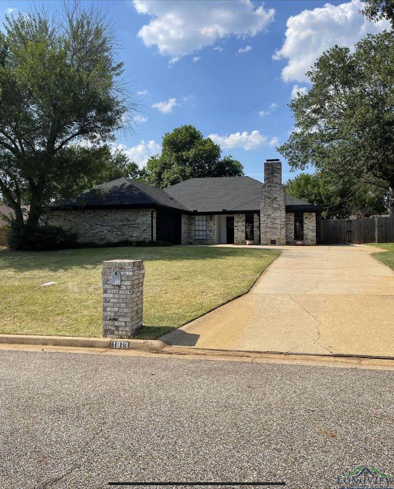 1813 Mccord - Photo 1
