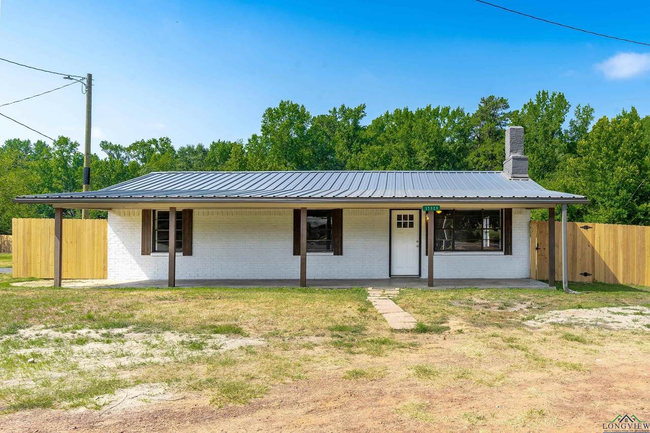17525 State Hwy 154 - Photo 1