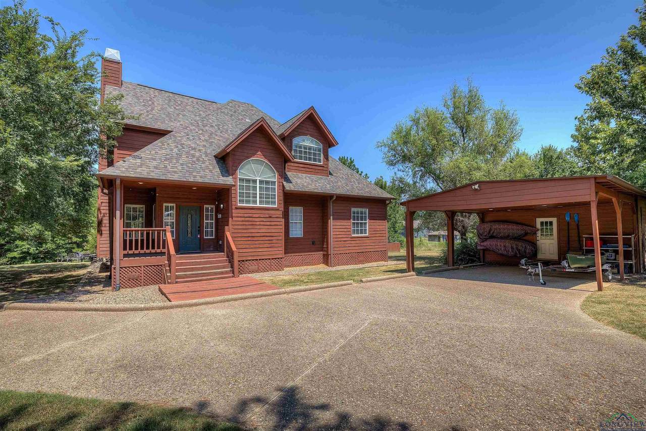 455 Lakeshore Dr - Photo 1