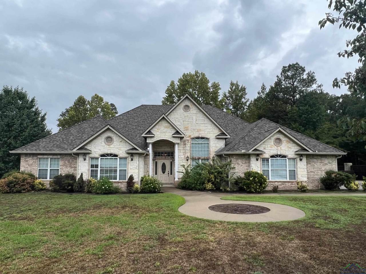110 Kayla Ln - Photo 1