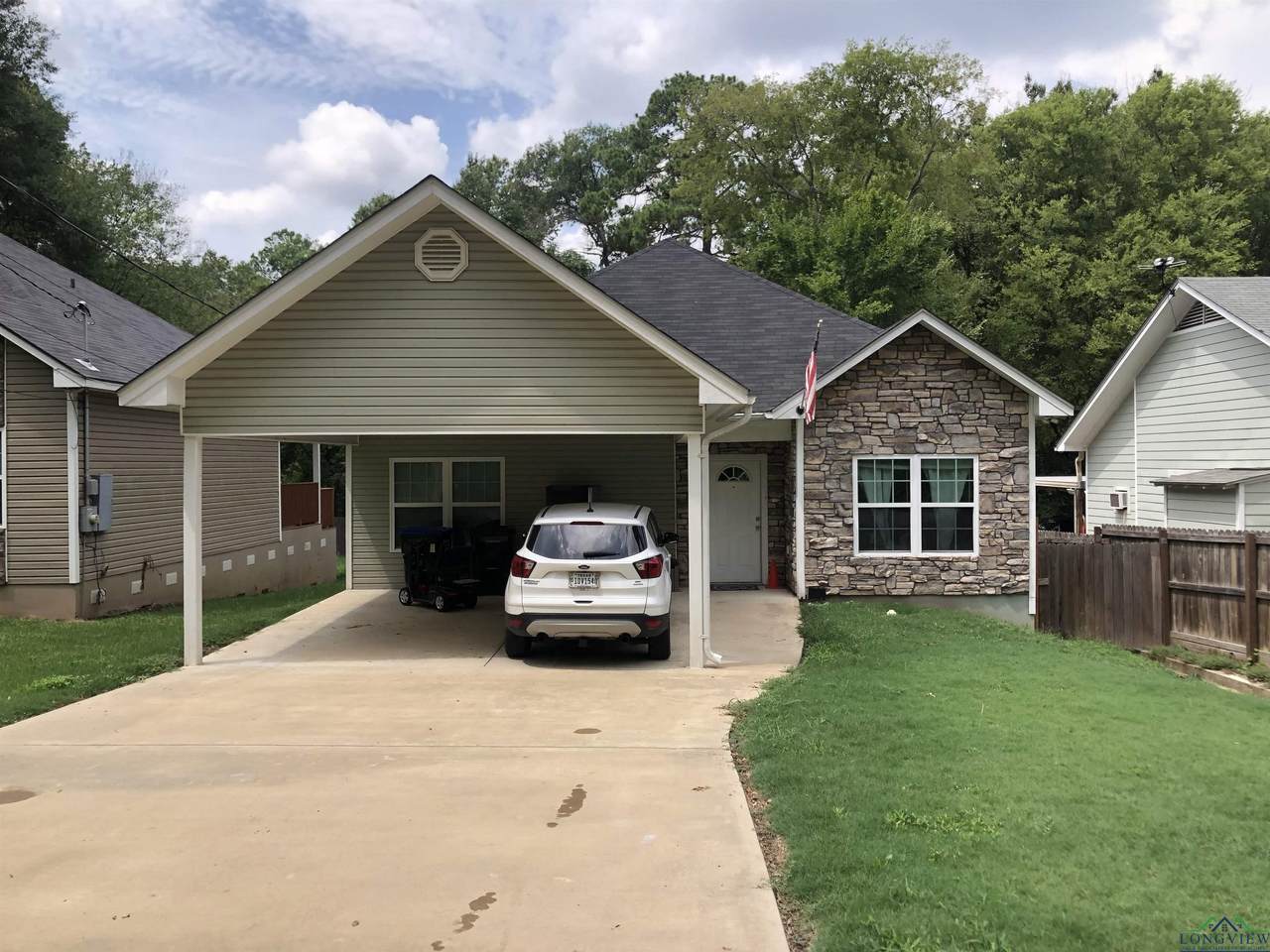 839 3rd - Photo 1