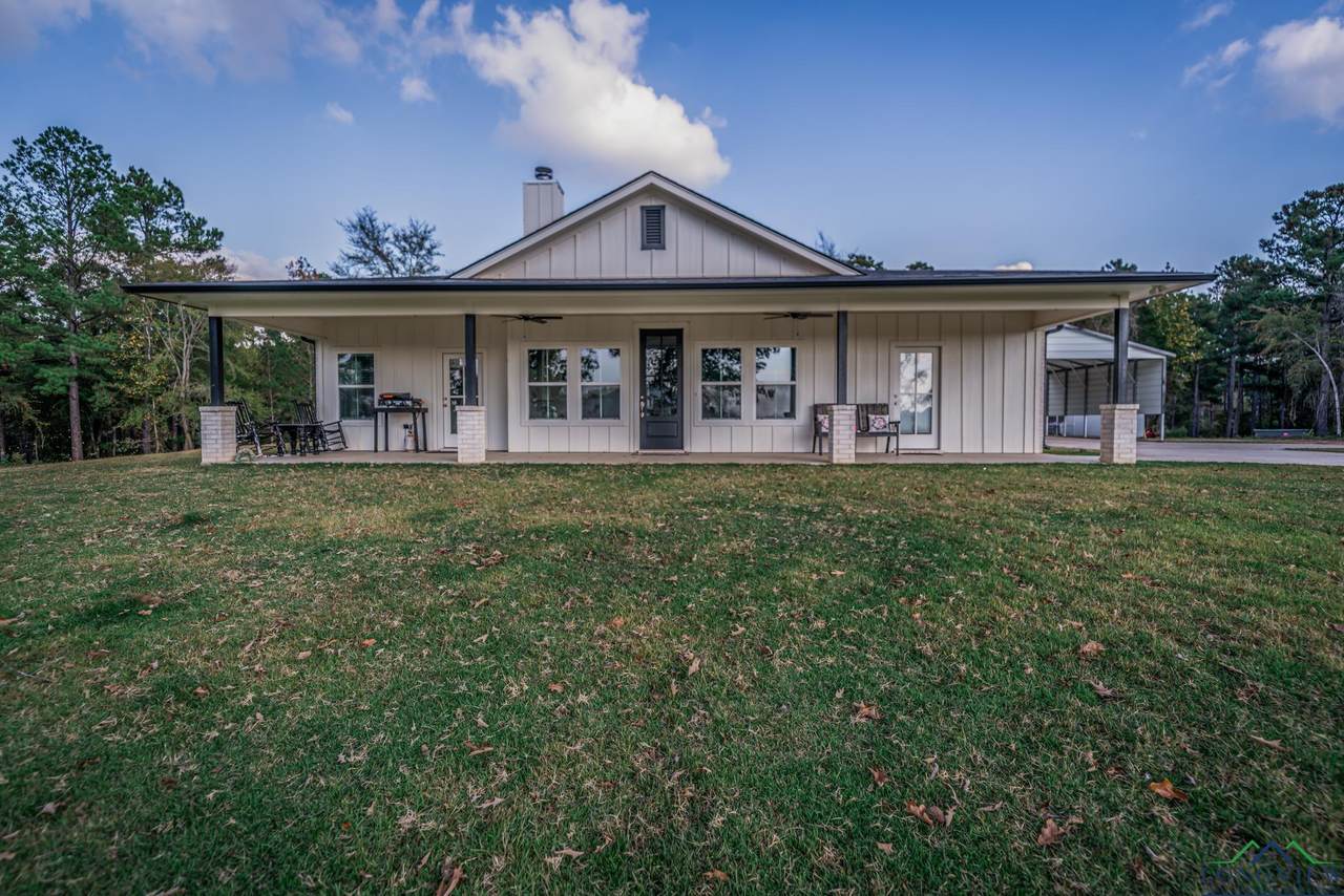 2437 Goldfinch Rd - Photo 1