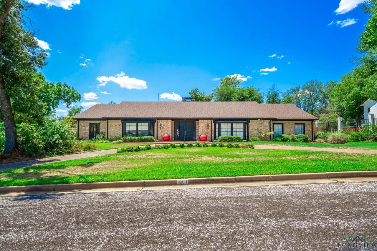 1801 Huntington St - Photo 1
