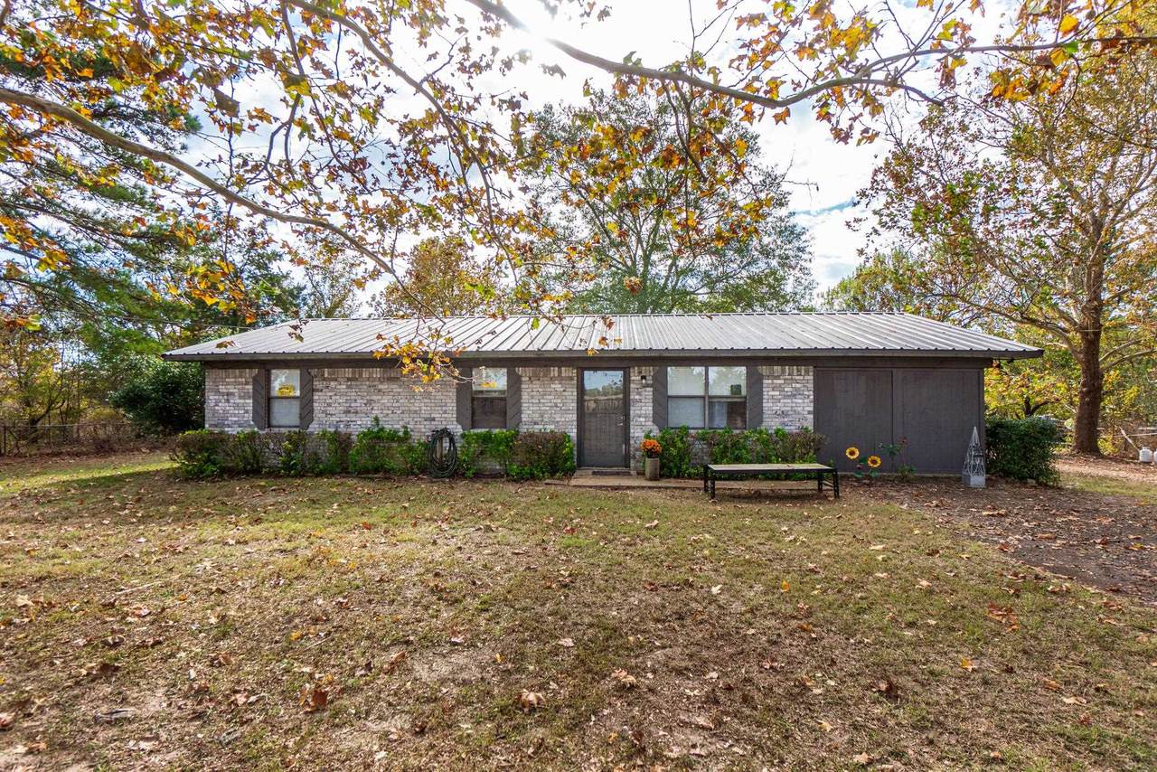 682 Sunflower Rd - Photo 1
