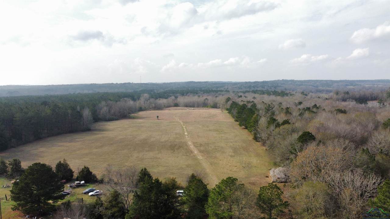 TBD Fm 225 - Photo 1