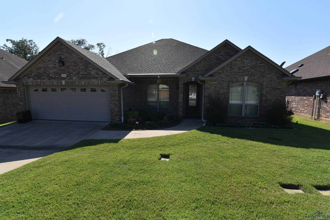 3003 Celebration Way - Photo 1