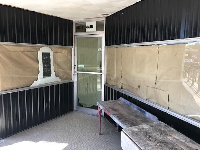 102 Main - Photo 1