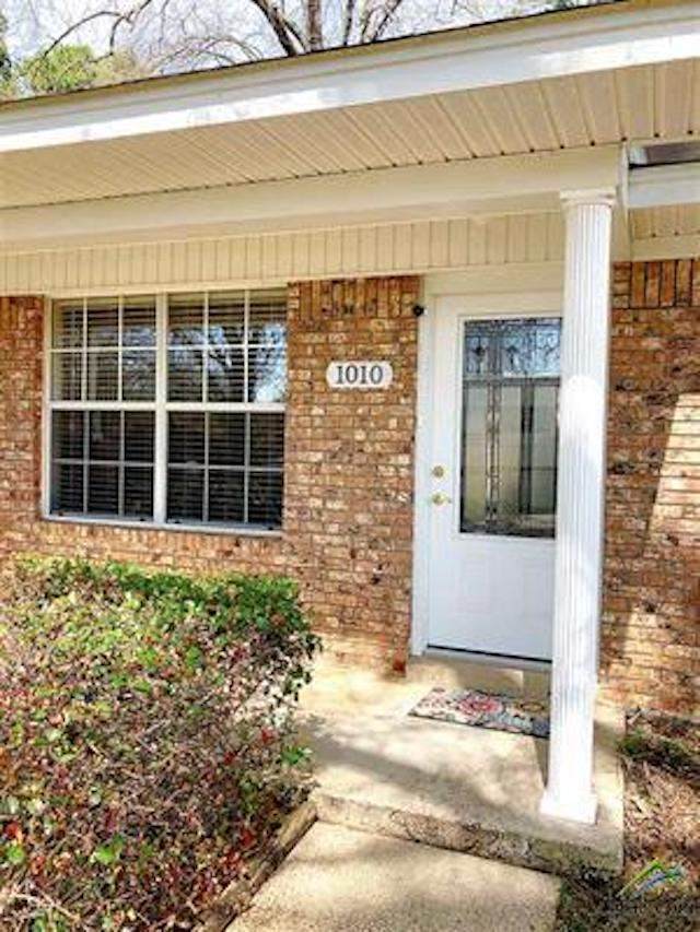 1010 Champion St. - Photo 1