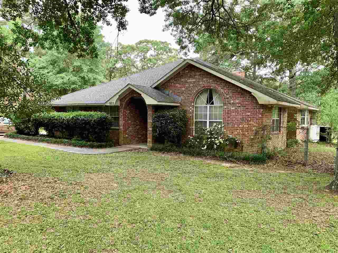 903 Brookwood - Photo 1