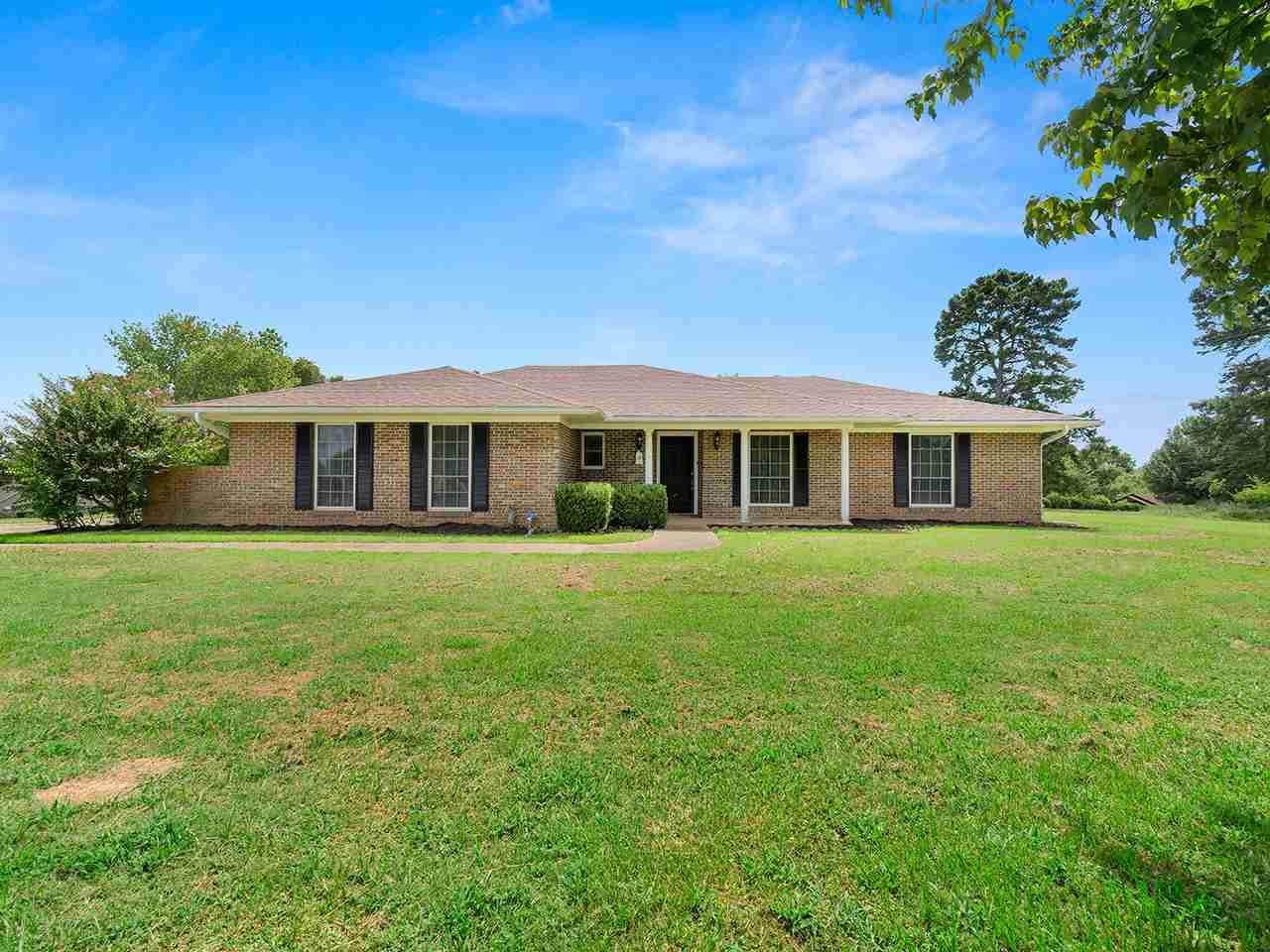 144 County Road 2976 - Photo 1
