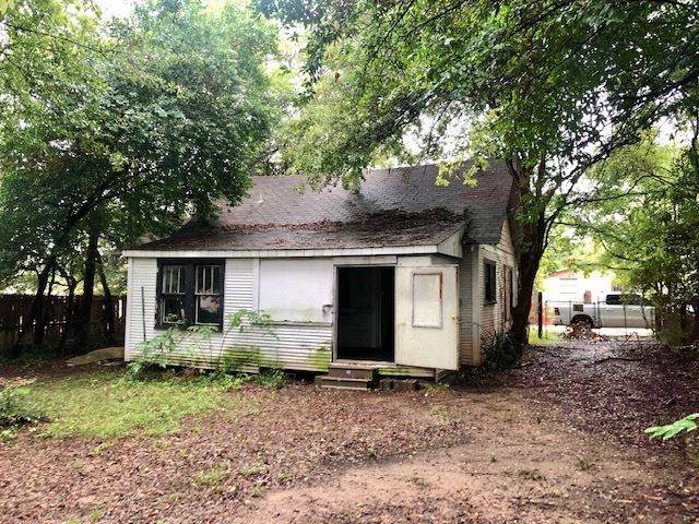 906 7th St. - Photo 1