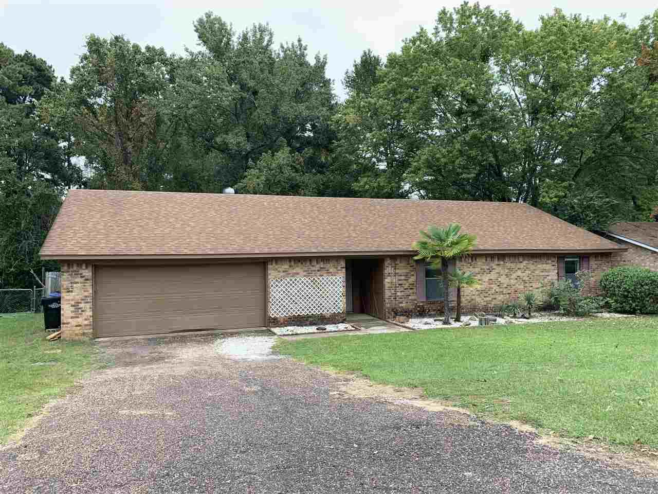 1310 Trailwood Ln. - Photo 1