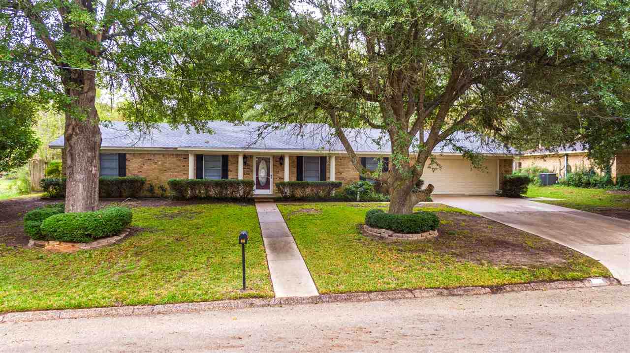 910 Redbud Drive - Photo 1