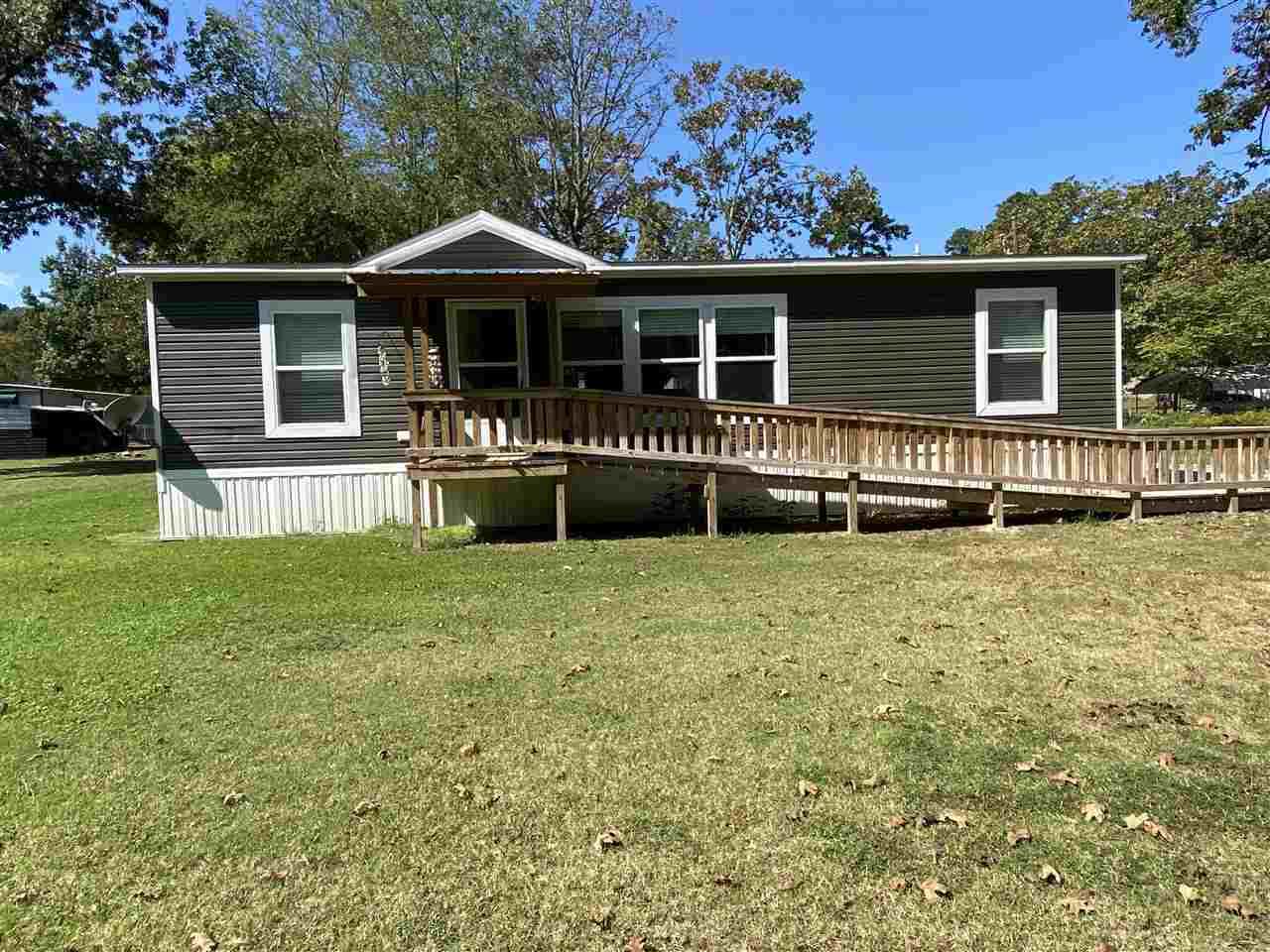 169 Rotan - Photo 1