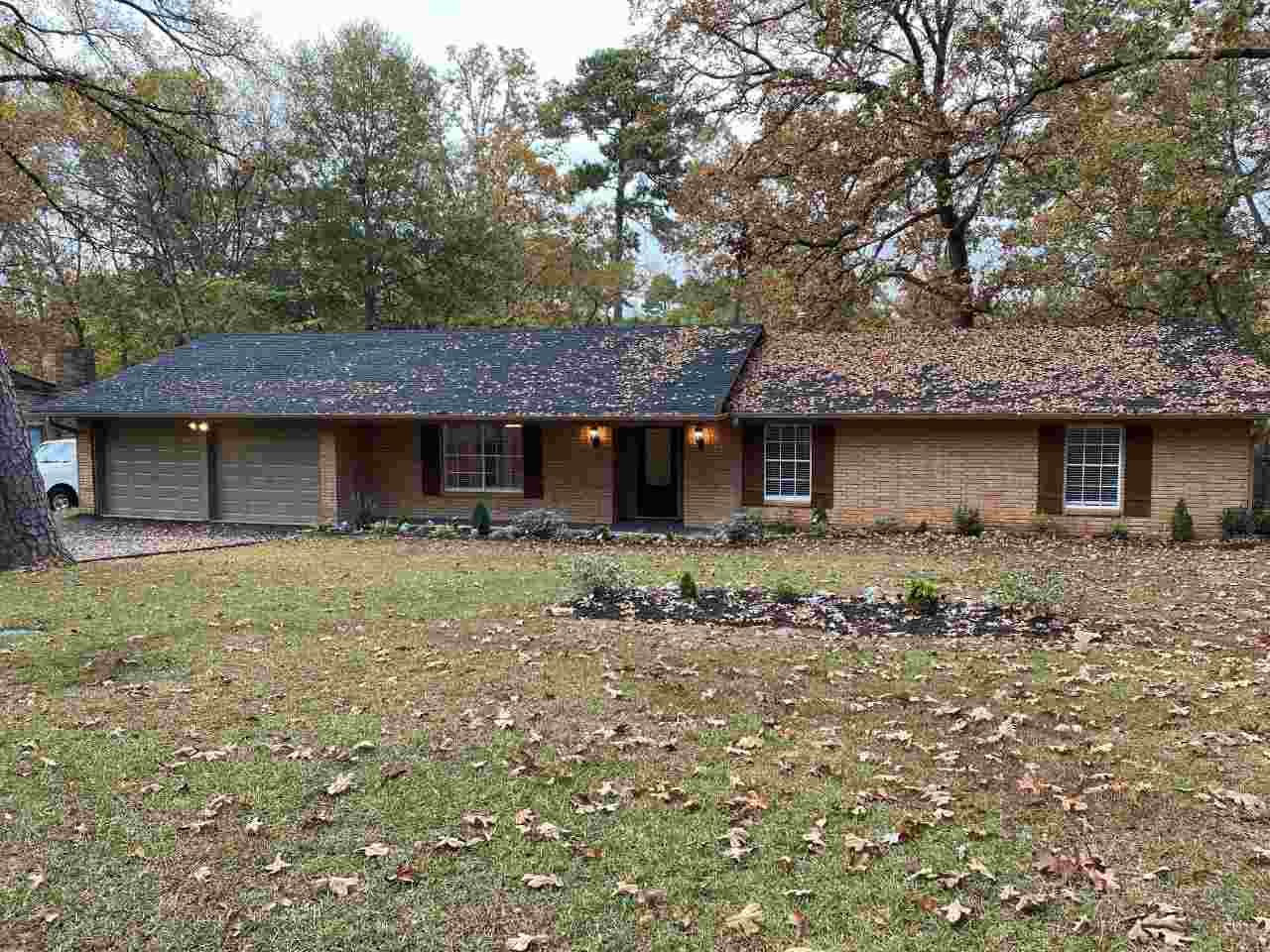 1011 Delwood - Photo 1