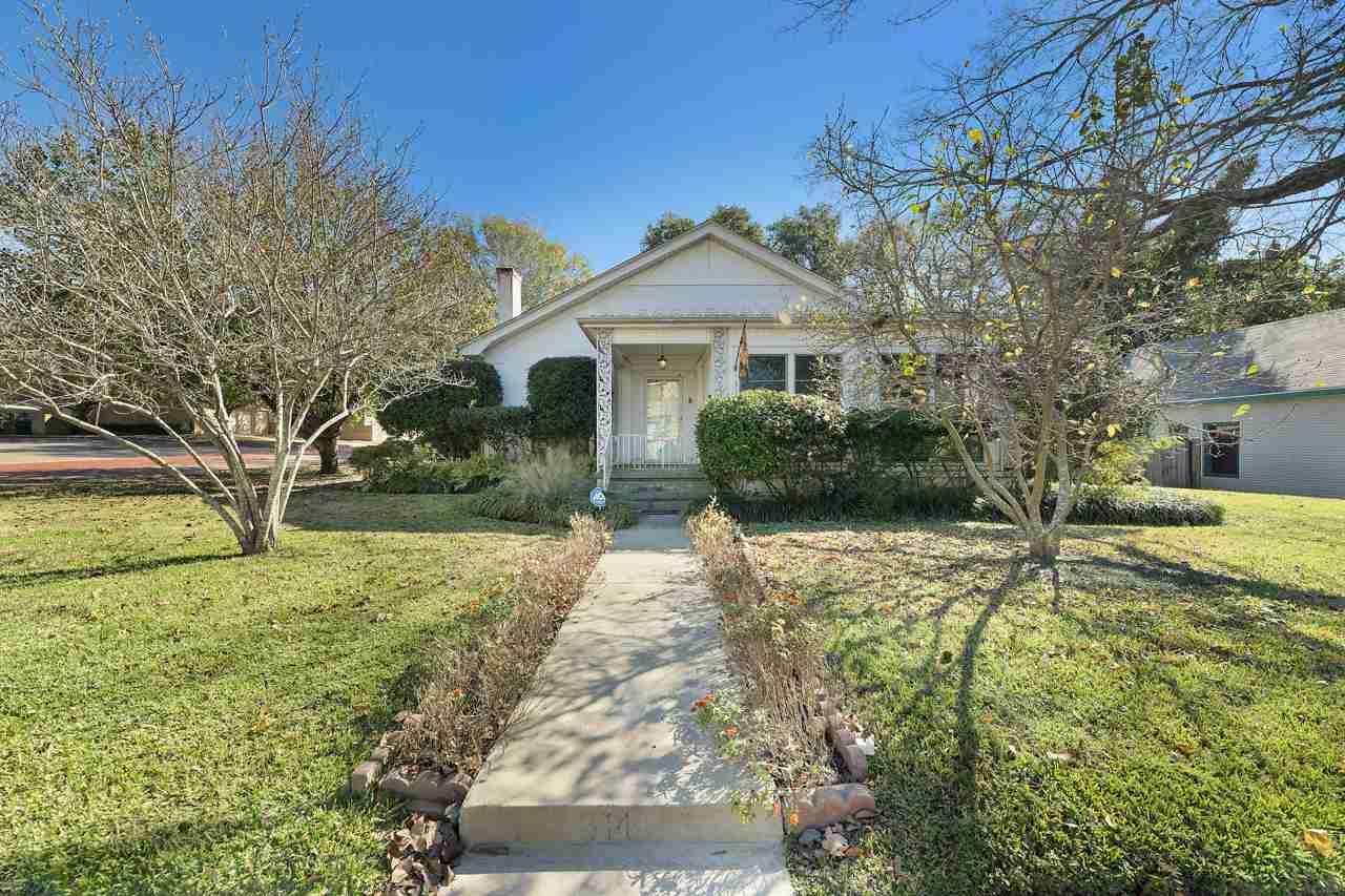 314 N Main - Photo 1