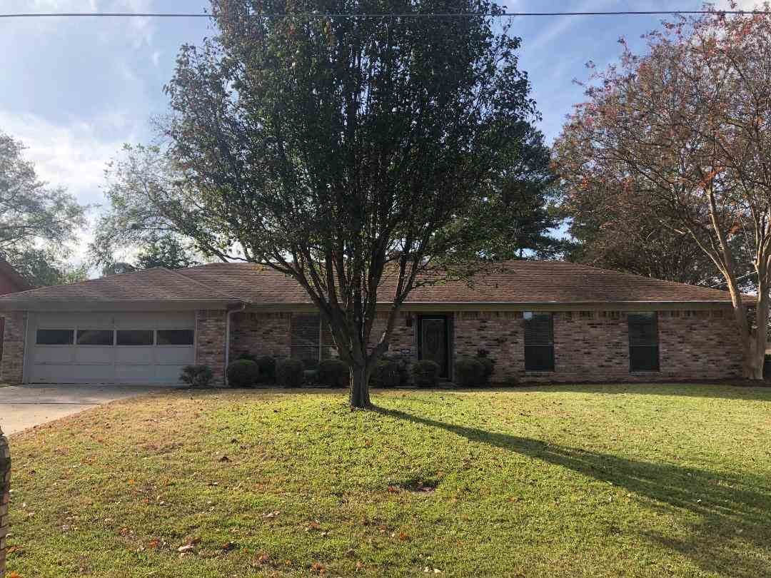 3017 Latonia - Photo 1