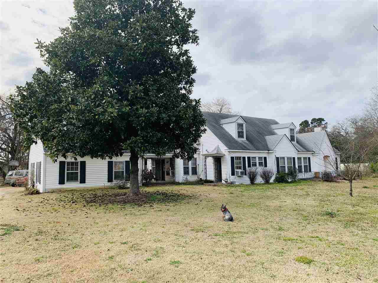 425 Main Street - Photo 1