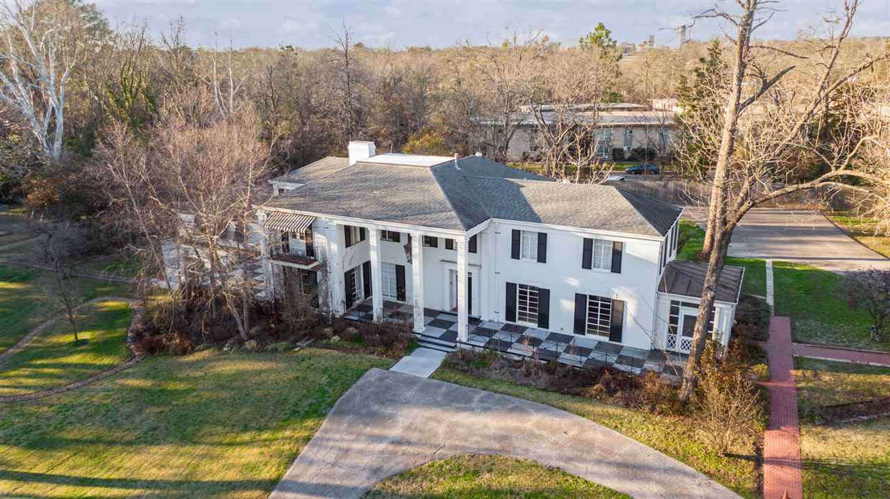 125 Hughes Street - Photo 1