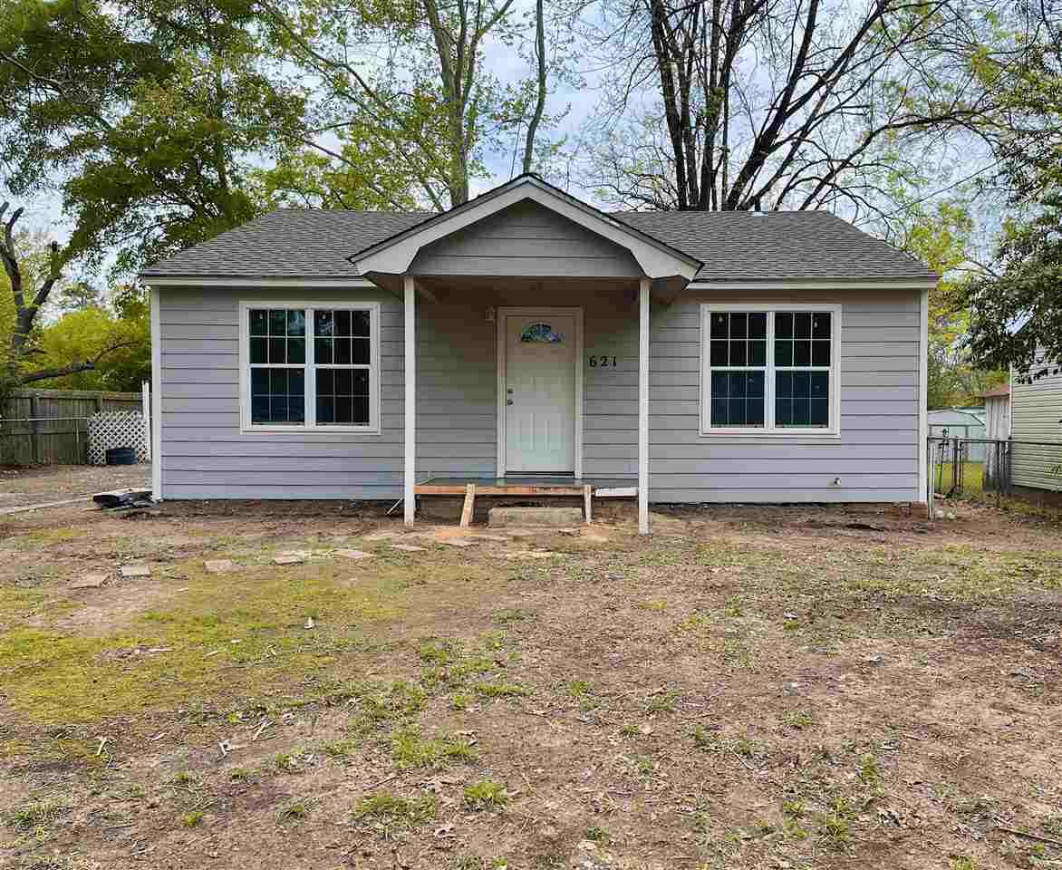 621 Layton - Photo 1
