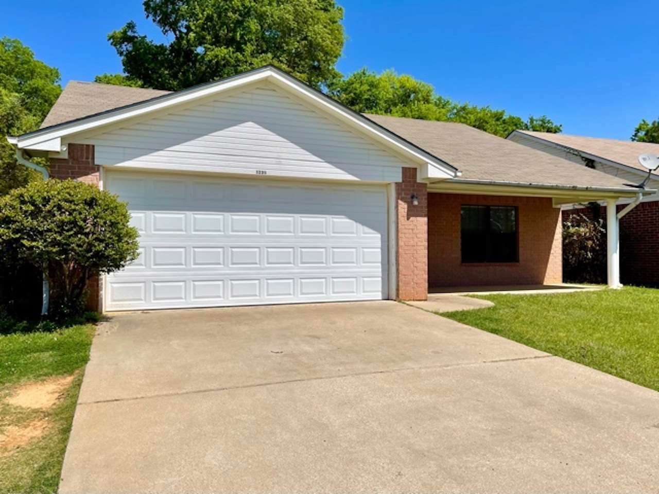 1235 Cleardale Drive - Photo 1