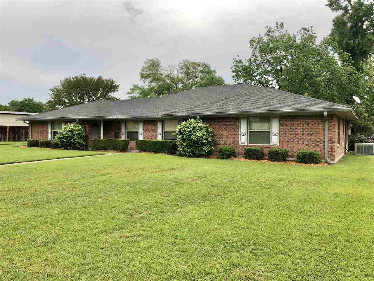 105 Bellaire - Photo 1